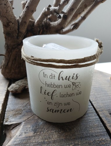 Kleur: Ivoor Home & Living>Windlichten Windlicht S In dit huis hebben we lief..