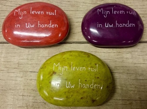 Mijn leven rust in Uw handen paars steen