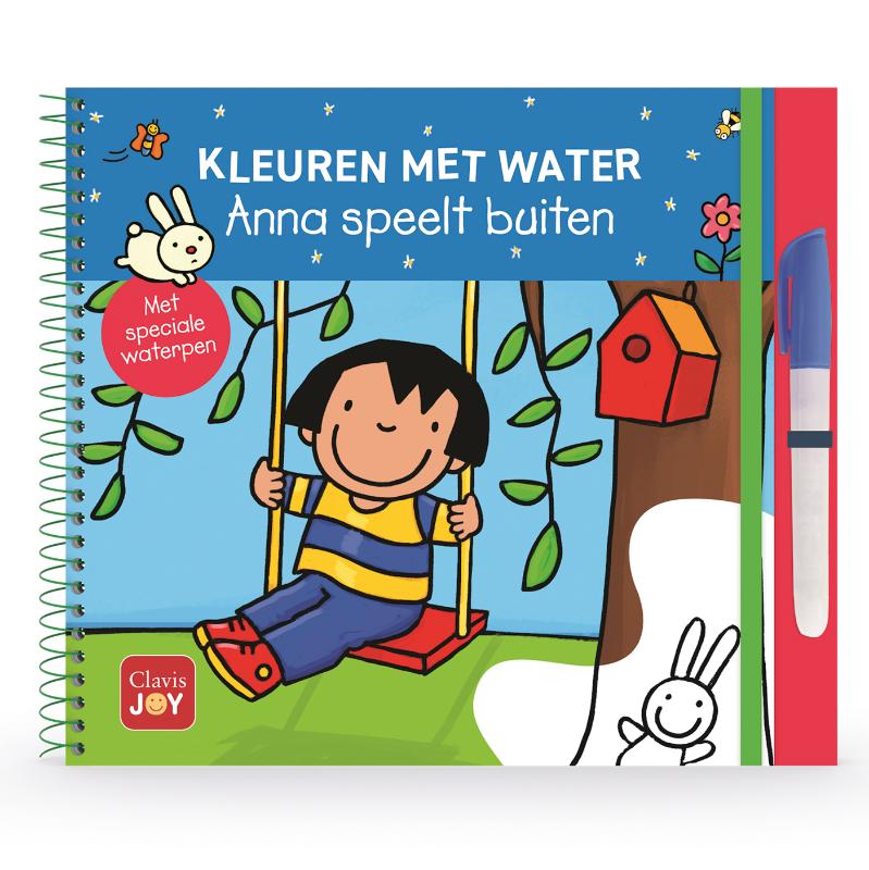 Kleuren met water. Anna speelt buiten
